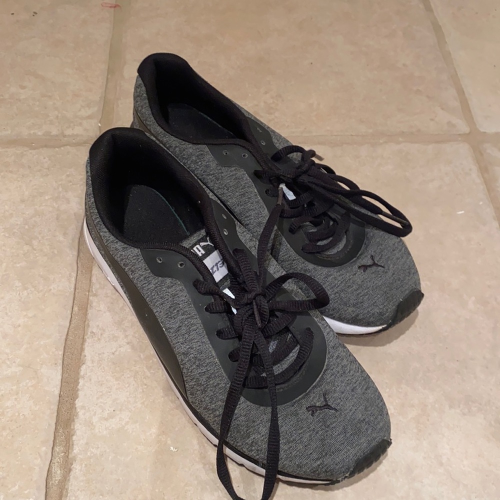 Puma Narita sneakers